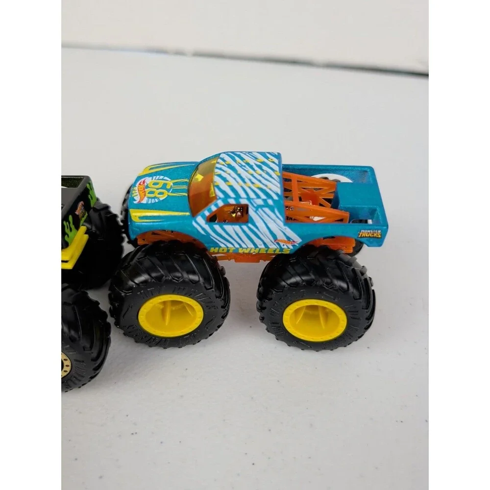 Hot Wheels Monster Trucks Color Shifters Blue Green And Black Slime Lot Of 2